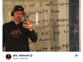 【GG扑克】Phil Hellmuth给出2019个人奋斗目标：今年夏天计划赢获3条金手链