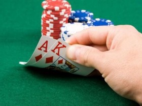 【GG扑克】​扑克思考： 不要害怕用AK再加注！
