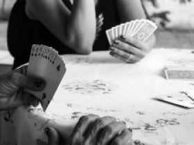 【GG扑克】10步让你在牌场赢更多的钱（一）