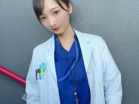 【GG扑克】日本性感药剂师Ana 清纯正妹换上比基尼秒变辣妹