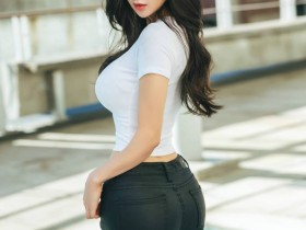 【GG扑克】韩国性感正妹CANDY 丰乳肥臀火辣身材不科学