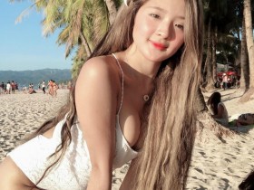 【GG扑克】沙滩美女Tyra ku 长发正妹火辣身材吸引游客眼球