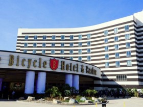 【GG扑克】Phil Hellmuth打入2019龙凤娱乐场Mega Millions XXI决胜桌