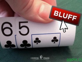【GG扑克】​牌局分析：65s在K-7-4翻牌面的三连注诈唬