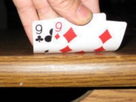 【GG扑克】如何游戏中等口袋对子-下：翻后