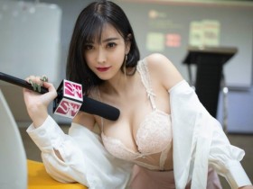 【GG扑克】性感Sugar小甜心(杨晨晨)化身女记者 宽衣解带给你全面深入的采访！