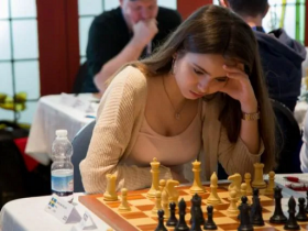 【GG扑克】美女棋手跨界扑克赛，表现令人惊艳！