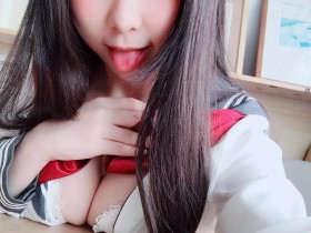 【GG扑克】小隻馬身材太美好!童顏巨乳妹「Tiny」說自己喜歡M也愛當S…