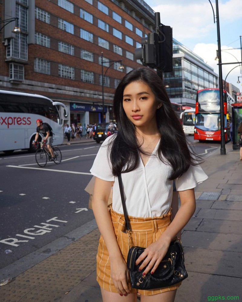 【GG扑克】大长腿正妹Andrea Tan 空姐女神甜美笑容迷人