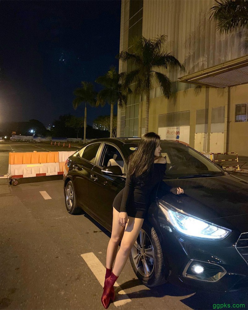 【GG扑克】越南清新甜美正妹Vi Vi 火辣曼妙曲线令人无法直视