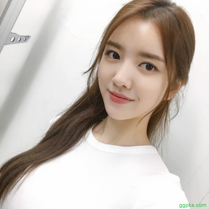 【GG扑克】小清新甜美正妹 一个眼神就能让你神魂颠倒