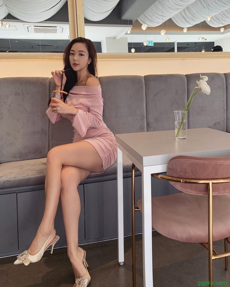 【GG扑克】韩国健身美女Grace kim 前凸后翘身材性感到不科学