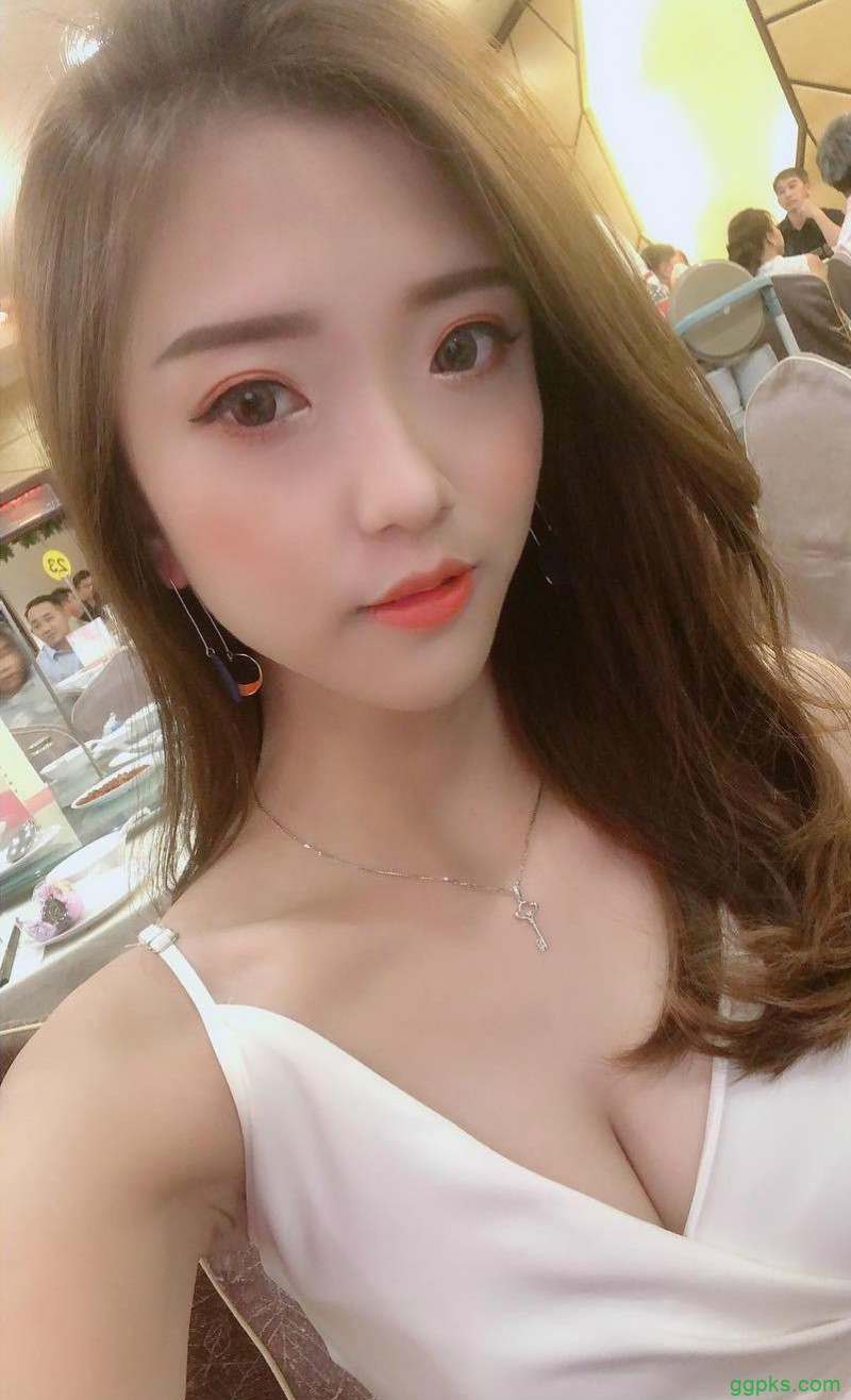 小清新美女Jessica Heng 正妹性感美腿撩人