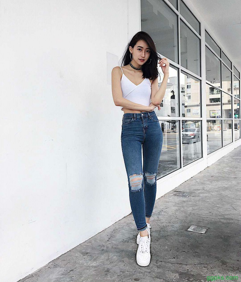 【GG扑克】新加坡阳光美女Deon Heng 灿烂甜美笑容治愈人心