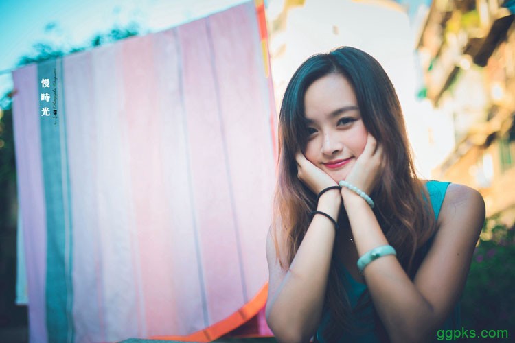 风韵多水的老熟妇 绝品医仙十个医生舔我的下身