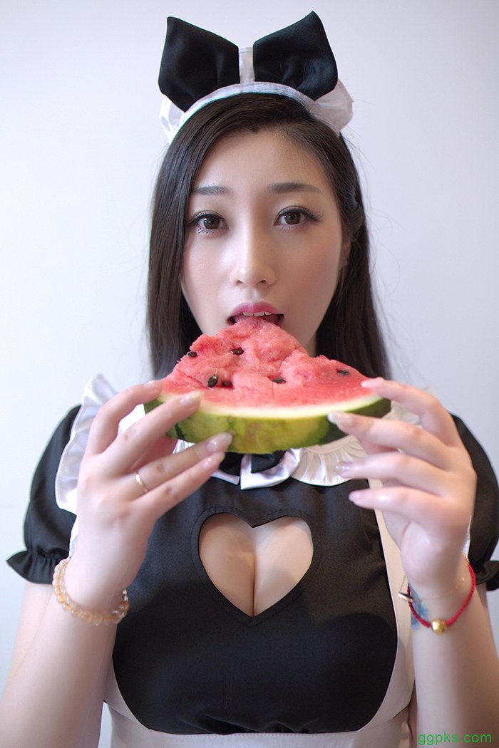 【GG扑克】宝贝把你下面的小嘴张开_宝贝用嘴han一下