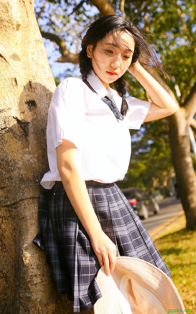 【GG扑克】阿啊阿好深好大用力_深一点快一点好爽老师