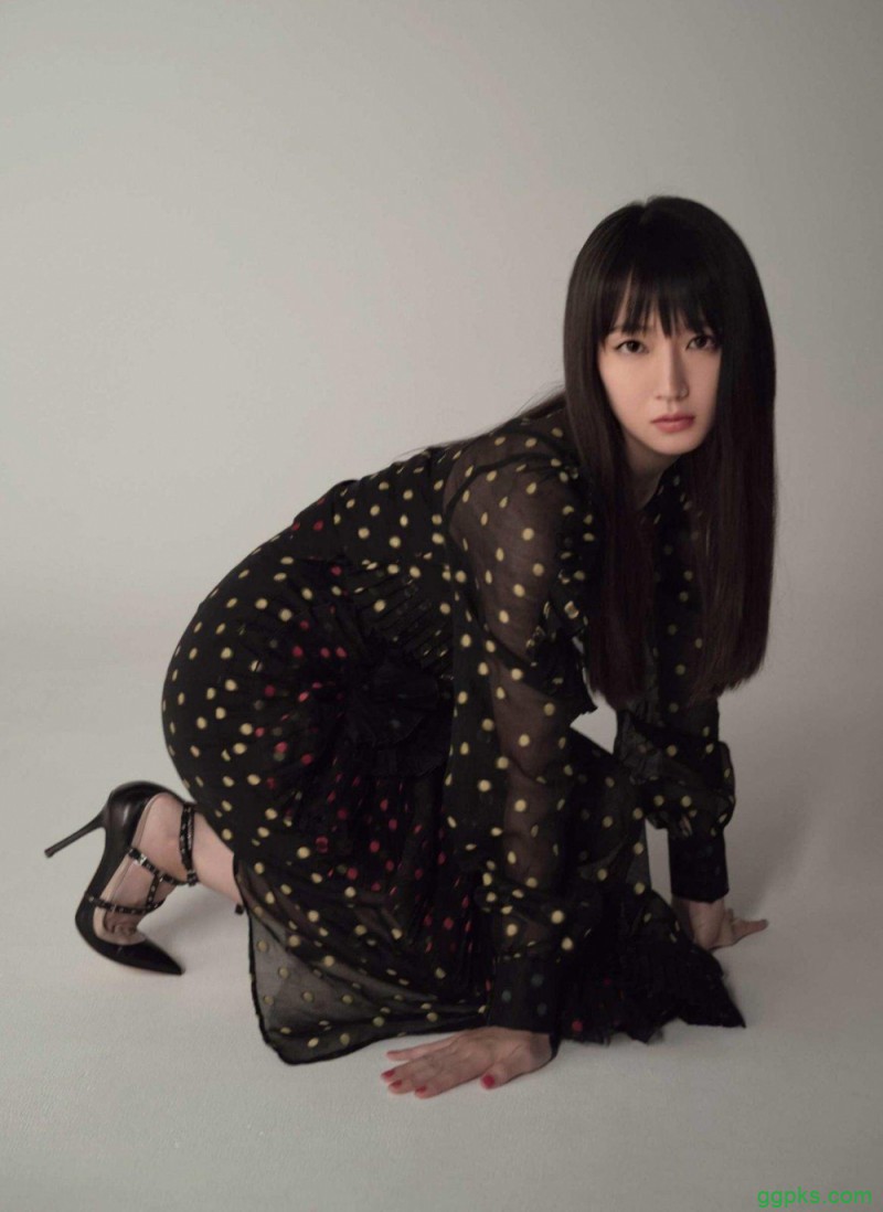 【GG扑克】分离的舌头打一地点_如何含小豆豆