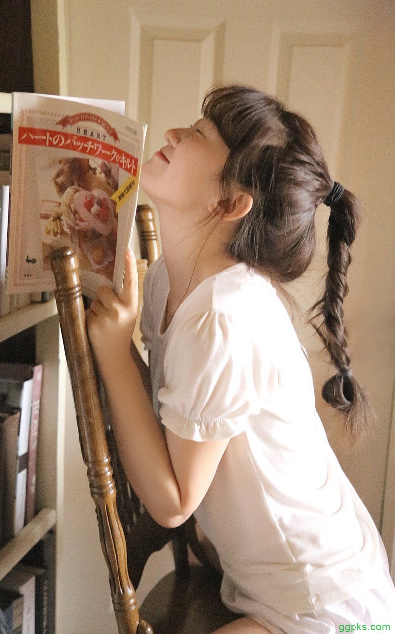 【GG扑克】痛快天空抱腿_痛快天空 腿