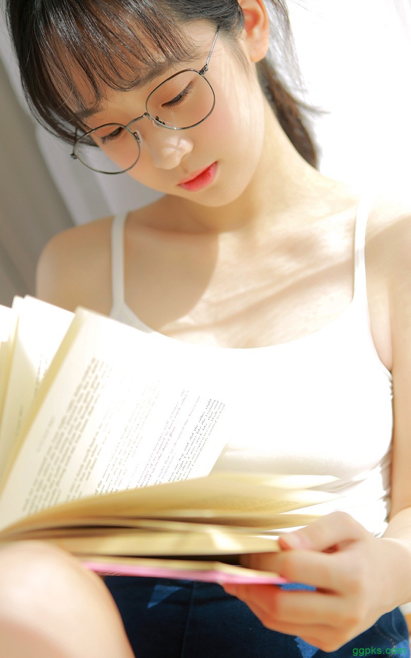 【GG扑克】又湿又硬黄文_小h文图书馆