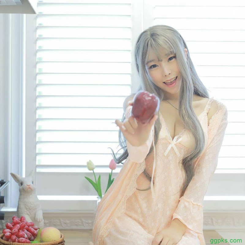 【GG扑克】肉吻是什么_他越吻越深