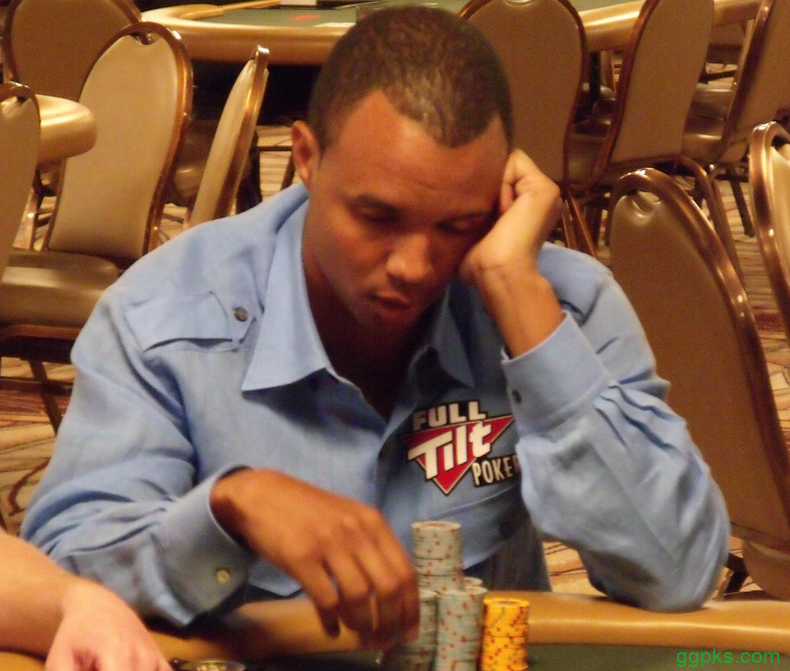 【GG扑克】该玩100个大盲的打法吗?