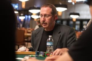 1496935846649925.jpg 【GG扑克】Norman Chad:扑克总让人垂头丧气,但大家还是踊跃参与