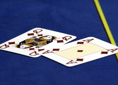 ​三大高手谈德扑中的“麻烦牌”