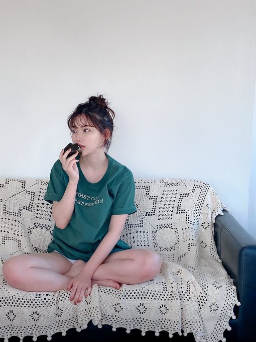 【GG扑克】再次化身为鬼怪!E奶人气AV女优“深田咏美”本周VR新作演出深山雪女冰冷榨精!