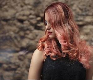 【GG扑克】一边吃早饭一边h高辣 玩弄白领人妻少妇