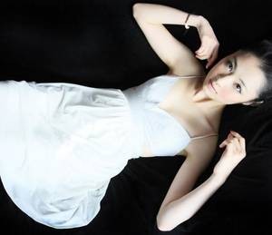 【GG扑克】上课把女同学下面玩出水 他一天搞我11次