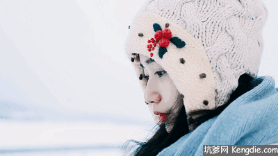 等待美好爱情来临女孩gif动态图片