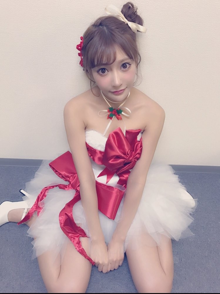 当最受欢迎的女优唱歌跳舞会发生什么