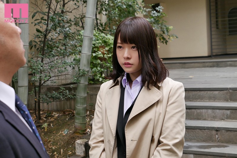 【GG扑克】MIDE-930:新人OL“八木奈々”与讨厌上司出差被洗脑调教变性奴…