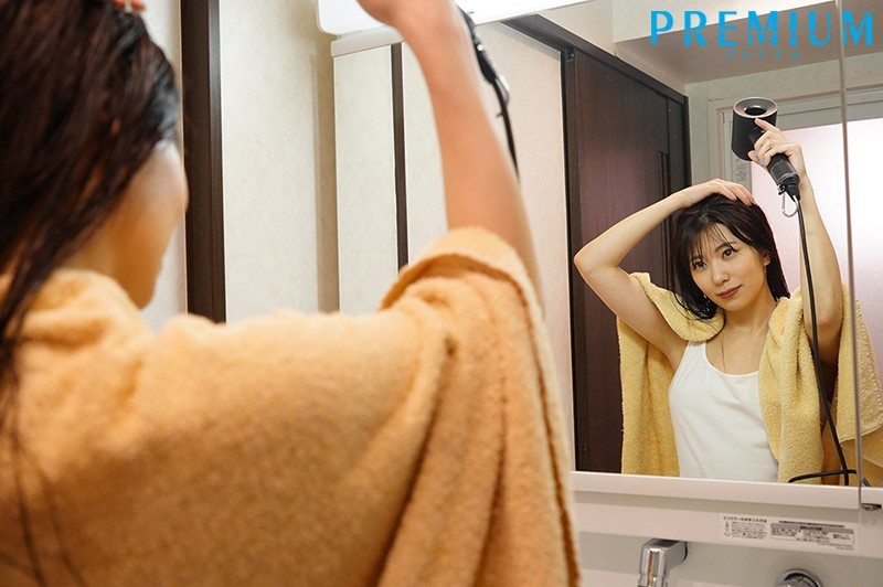 【GG扑克】PRED-314 :最爱の妻“山岸逢花”摆出可耻的姿势在你面前自慰。