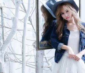 【GG扑克】火车上摸中年熟妇 离婚老公是个药罐子晋江