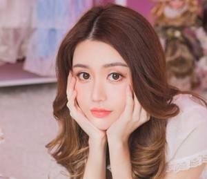 【GG扑克】喝我尿的客人 可恶的妇科医生李