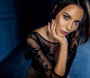 【GG扑克】女主努力变得更优秀的小说 在别的城市被偷了东西