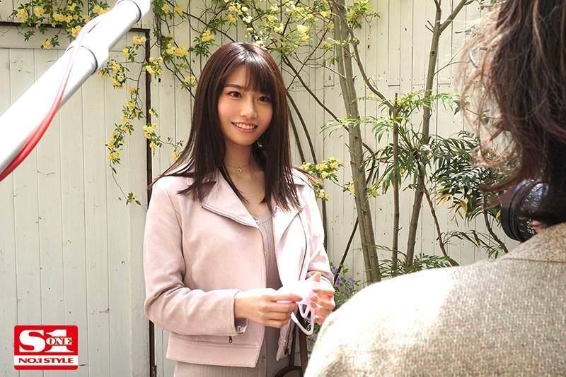 【GG扑克】“河北彩花”作品SSIS-129 :久违3年回归对决吉村卓!