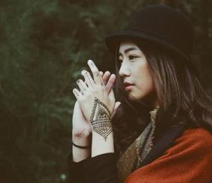 【GG扑克】自建房楼梯下的卫生间 妈今天就是你的女人了