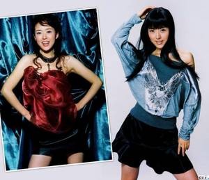 女朋友和闺蜜一块来找我 裙子里已经湿透了