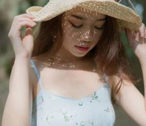 女主甜甜糯糯h 淑容二次到老卫船上来 新闻