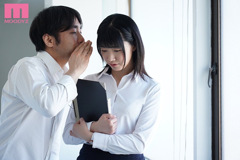 【GG扑克】MIDE-944 :好想试试!新任女教师 “琴音华 ”挡不住巨根学生的诱惑…