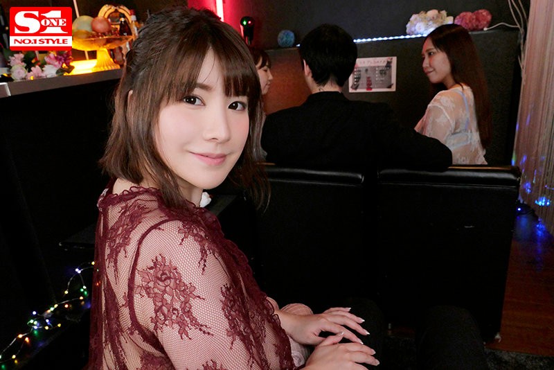 【GG扑克】有栖花绯(有栖花あか)作品SIVR-144 :陪酒美女主动贴身服务偷偷做全套。