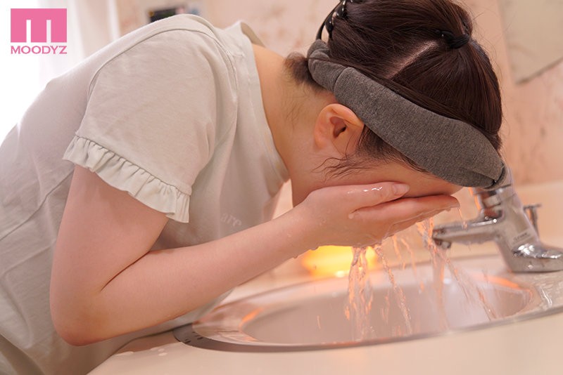 【GG扑克】9月最可爱的粉红色!美肌宛如3岁童!八神未来素颜不怕你看! …