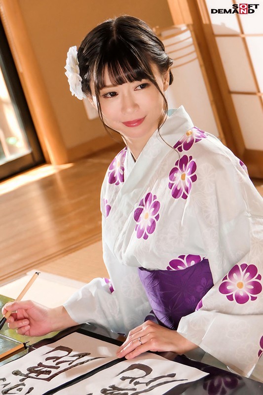 【GG扑克】请再粗暴一点!抖M人妻“一ノ瀬绫乃”参加社区旅游竟被蹂躏上瘾