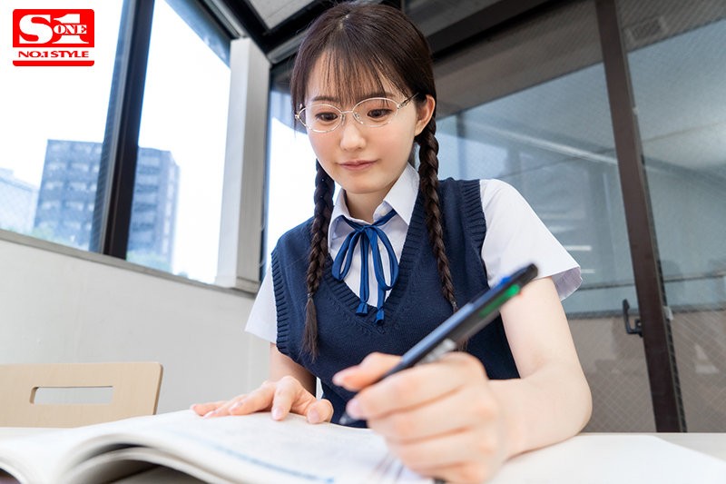 【GG扑克】乙白さやか(乙白沙也加)SSIS-218被自己曾经的学生给诱惑沦陷