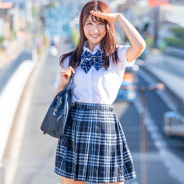 【GG扑克】古川いおり(古川伊织)STARS-464 重回初恋情人的怀抱在床上缠绵