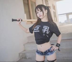 我是女同学和女同学磨豆腐 手机一键擦除衣服的软件