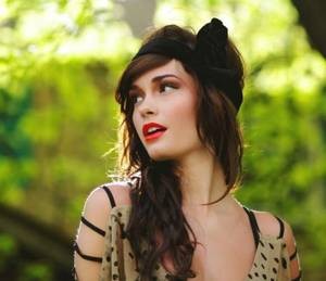 【GG扑克】睡了单位新来小姑娘 阮阮阮烟罗作品大全